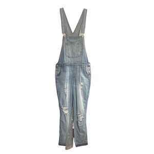 ALMOST FAMOUS Women’s ( Juniors) Blue Overalls Size 9 Inseam‎ 26” Distressed